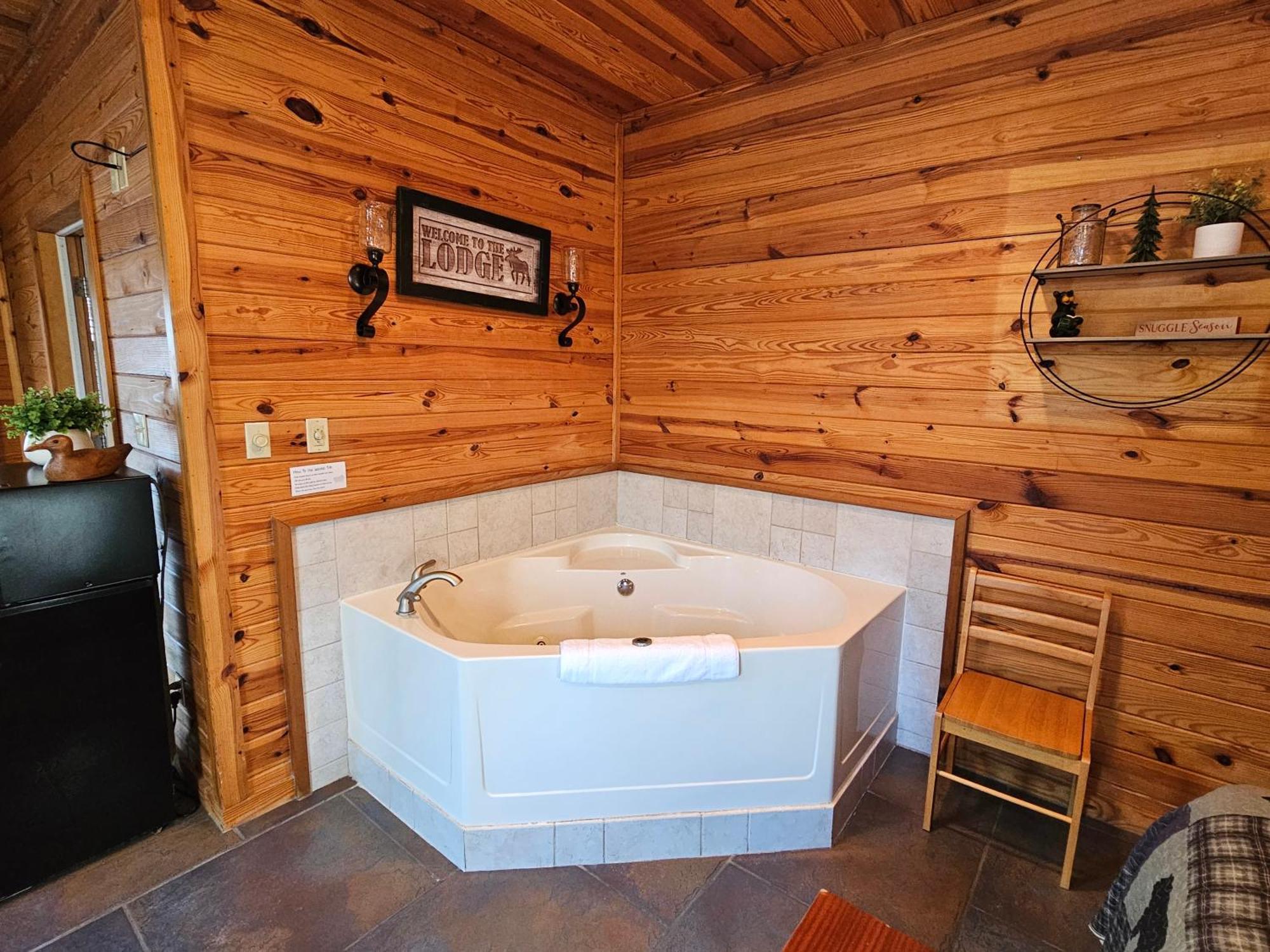 5 Min To Beaver Lake-King Bed-Fire Pit-Jetted Tub #2 Юрика-Спрінгс Екстер'єр фото